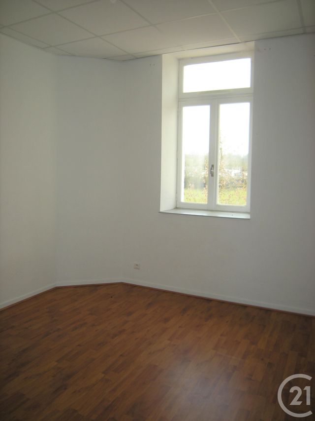 Appartement T4 &agrave; louer - 5 pi&egrave;ces - 111,25 m2 - La Cavalerie - 12 - MIDI-PYRENEES