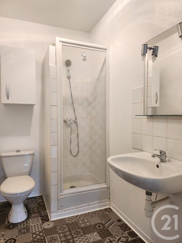 Appartement F2 &agrave; louer - 2 pi&egrave;ces - 47,58 m2 - St Affrique - 12 - MIDI-PYRENEES