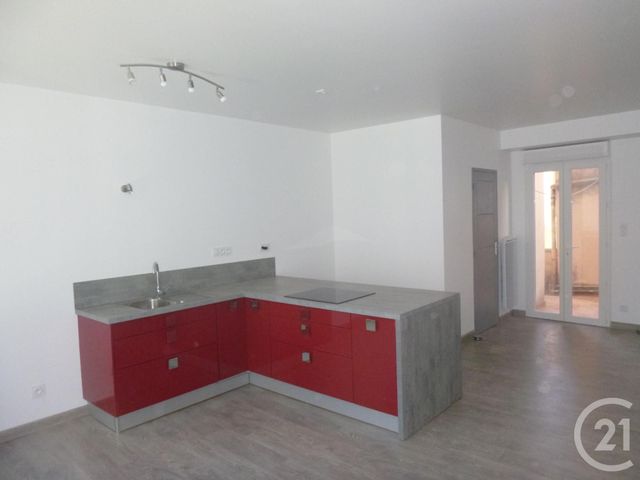 Appartement Studio &agrave; louer - 1 pi&egrave;ce - 41,98 m2 - St Affrique - 12 - MIDI-PYRENEES