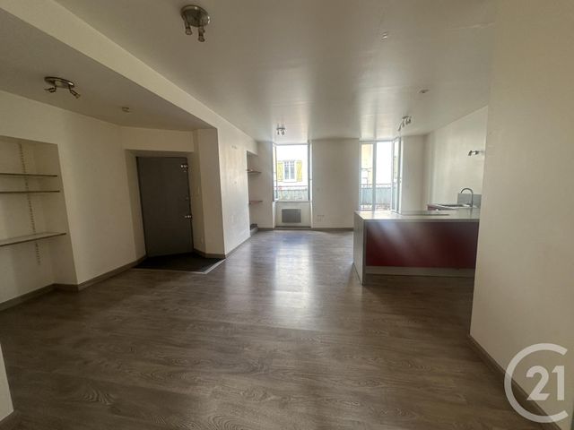 Appartement Studio &agrave; louer - 1 pi&egrave;ce - 41,98 m2 - St Affrique - 12 - MIDI-PYRENEES