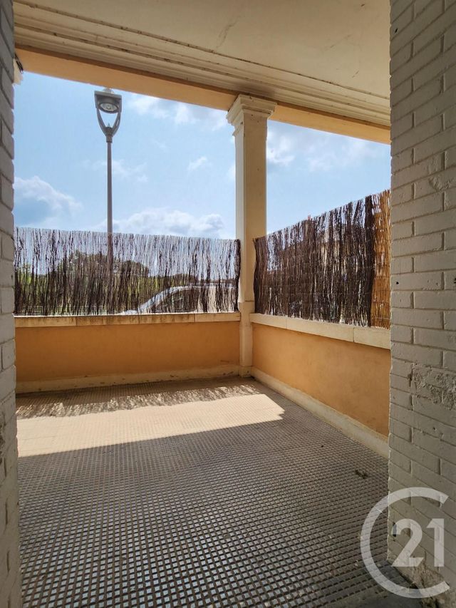 Appartement Studio &agrave; louer - 1 pi&egrave;ce - 24,34 m2 - La Cavalerie - 12 - MIDI-PYRENEES