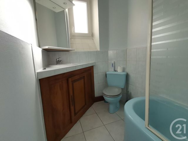 Appartement T3 &agrave; louer - 3 pi&egrave;ces - 68 m2 - St Affrique - 12 - MIDI-PYRENEES