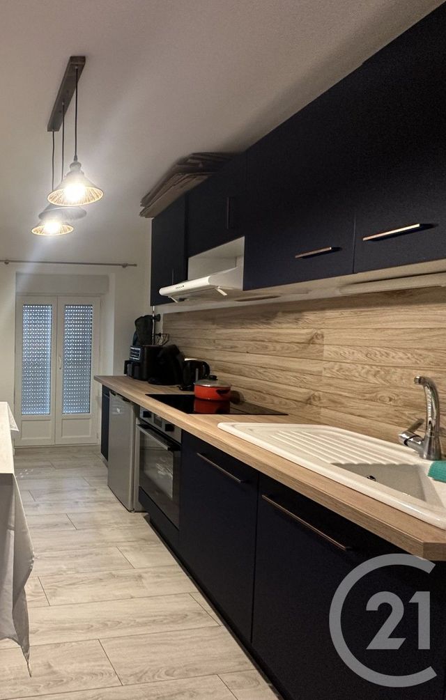 Appartement F2 &agrave; louer - 2 pi&egrave;ces - 51 m2 - St Affrique - 12 - MIDI-PYRENEES