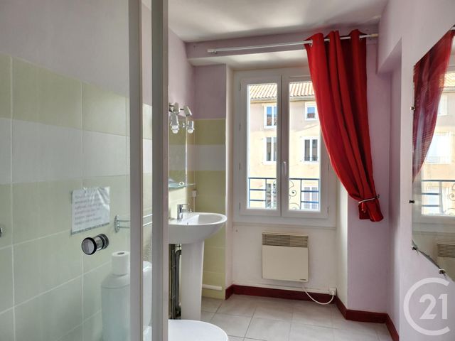 Appartement T4 &agrave; louer - 4 pi&egrave;ces - 79,85 m2 - St Affrique - 12 - MIDI-PYRENEES