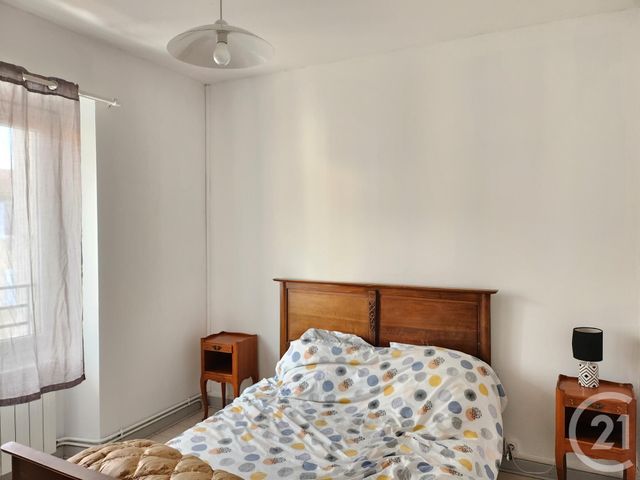 Appartement T4 &agrave; louer - 4 pi&egrave;ces - 79,85 m2 - St Affrique - 12 - MIDI-PYRENEES