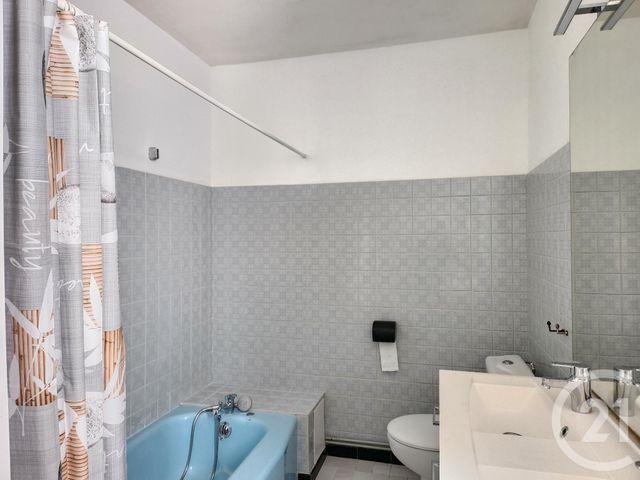 Appartement T4 &agrave; louer - 4 pi&egrave;ces - 79,85 m2 - St Affrique - 12 - MIDI-PYRENEES