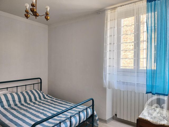 Appartement T4 &agrave; louer - 4 pi&egrave;ces - 79,85 m2 - St Affrique - 12 - MIDI-PYRENEES