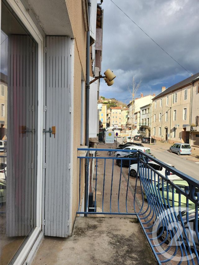 Appartement T4 &agrave; louer - 4 pi&egrave;ces - 79,85 m2 - St Affrique - 12 - MIDI-PYRENEES