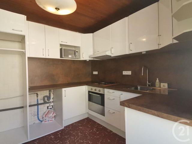 Maison &agrave; louer - 5 pi&egrave;ces - 93,95 m2 - La Cavalerie - 12 - MIDI-PYRENEES
