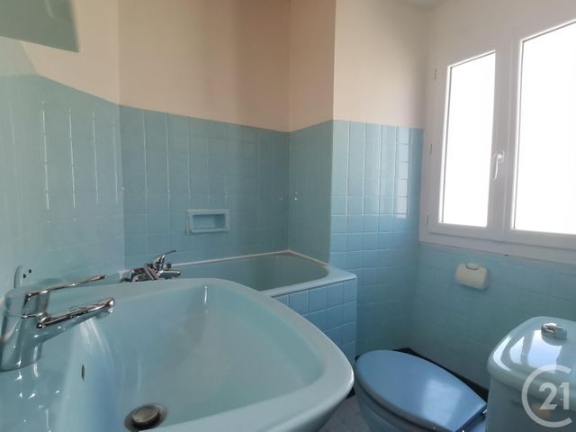 Maison &agrave; louer - 5 pi&egrave;ces - 93,95 m2 - La Cavalerie - 12 - MIDI-PYRENEES