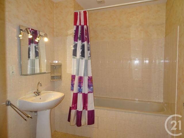 Appartement T2 &agrave; louer - 2 pi&egrave;ces - 44,36 m2 - St Affrique - 12 - MIDI-PYRENEES