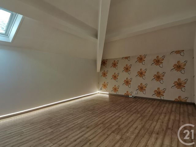 Appartement T2 &agrave; louer - 2 pi&egrave;ces - 49,82 m2 - St Affrique - 12 - MIDI-PYRENEES