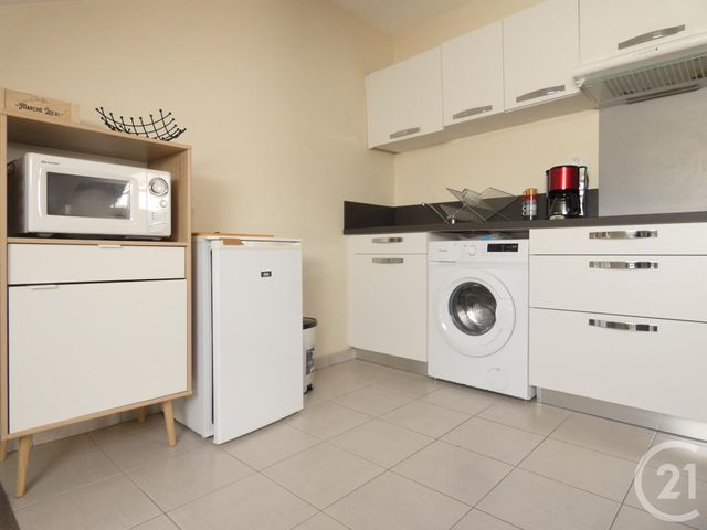 Appartement Studio &agrave; louer - 1 pi&egrave;ce - 31,44 m2 - St Affrique - 12 - MIDI-PYRENEES