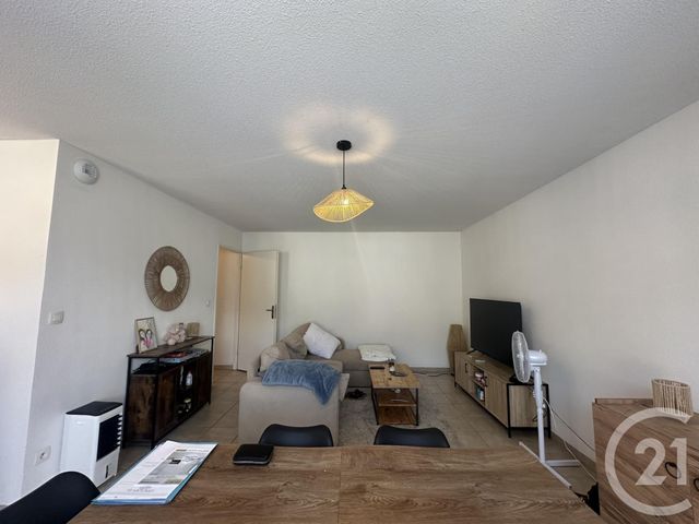 Appartement T2 &agrave; louer - 2 pi&egrave;ces - 45,10 m2 - St Affrique - 12 - MIDI-PYRENEES