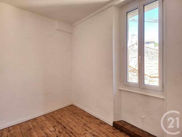 Appartement T1 &agrave; louer - 1 pi&egrave;ce - 30 m2 - St Affrique - 12 - MIDI-PYRENEES