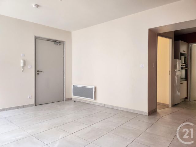 Appartement T2 &agrave; louer - 2 pi&egrave;ces - 35,19 m2 - St Affrique - 12 - MIDI-PYRENEES