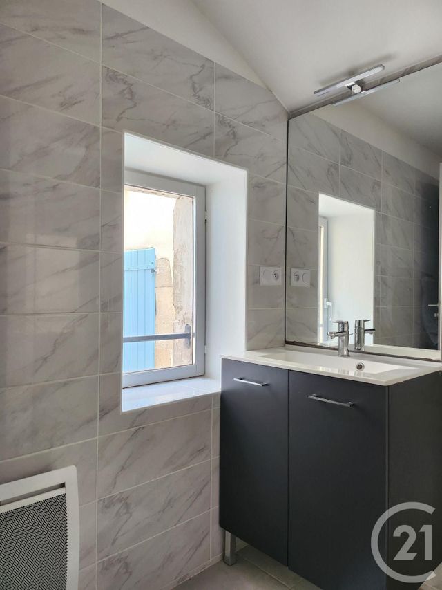 Appartement T2 &agrave; louer - 2 pi&egrave;ces - 35,19 m2 - St Affrique - 12 - MIDI-PYRENEES