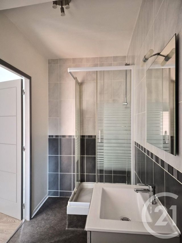 Appartement Studio &agrave; vendre - 1 pi&egrave;ce - 41,98 m2 - St Affrique - 12 - MIDI-PYRENEES