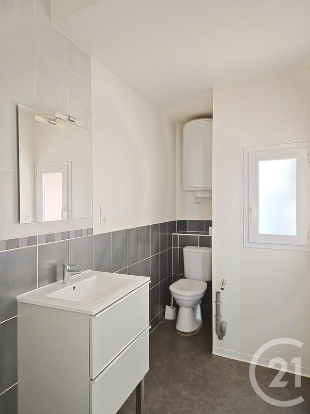 Appartement Studio &agrave; vendre - 1 pi&egrave;ce - 41,98 m2 - St Affrique - 12 - MIDI-PYRENEES