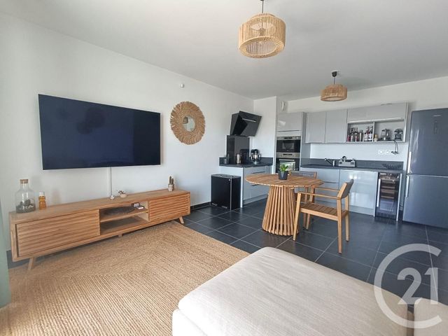 Appartement T3 &agrave; louer - 3 pi&egrave;ces - 56,90 m2 - Marseille - 13013 - PROVENCE-ALPES-COTE-D-AZUR