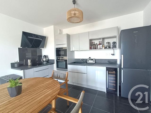 Appartement T3 &agrave; louer - 3 pi&egrave;ces - 56,90 m2 - Marseille - 13013 - PROVENCE-ALPES-COTE-D-AZUR