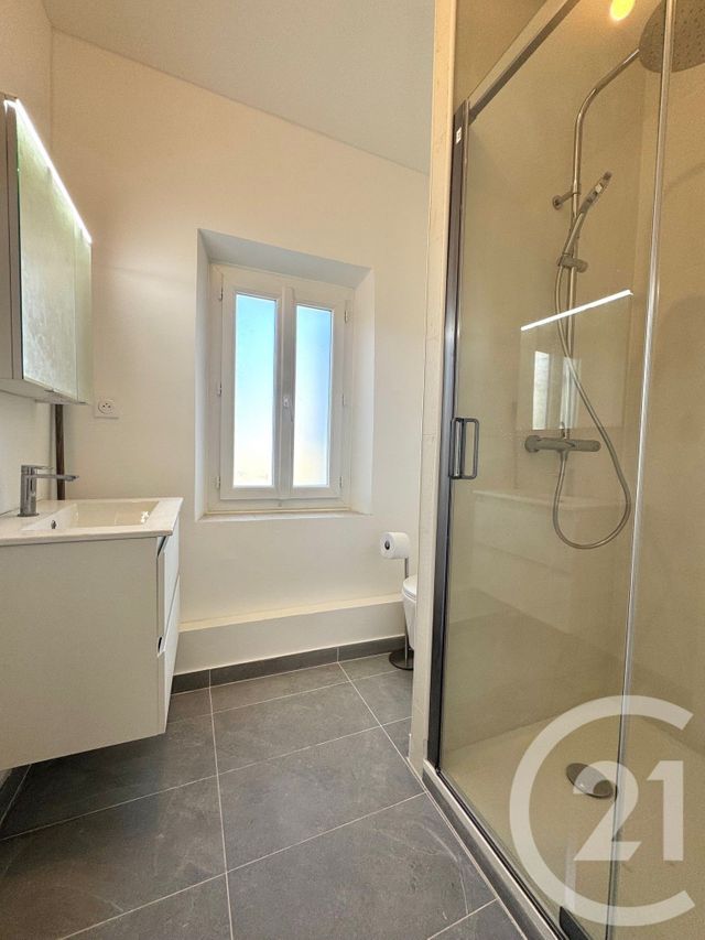 Maison &agrave; louer - 4 pi&egrave;ces - 83,34 m2 - Plan De Cuques - 13 - PROVENCE-ALPES-COTE-D-AZUR