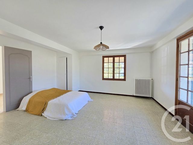 Maison &agrave; louer - 5 pi&egrave;ces - 154 m2 - Allauch - 13 - PROVENCE-ALPES-COTE-D-AZUR