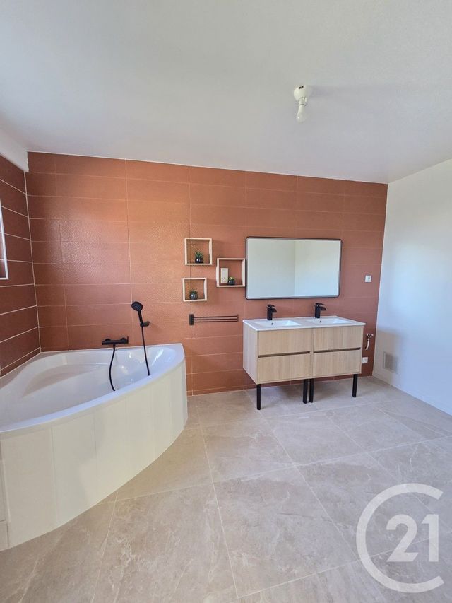 Maison &agrave; louer - 5 pi&egrave;ces - 154 m2 - Allauch - 13 - PROVENCE-ALPES-COTE-D-AZUR