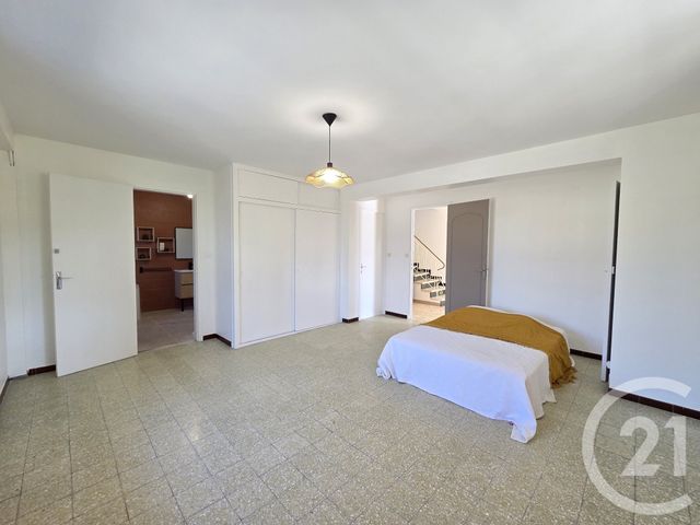 Maison &agrave; louer - 5 pi&egrave;ces - 154 m2 - Allauch - 13 - PROVENCE-ALPES-COTE-D-AZUR