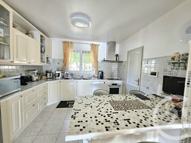 Maison à vendre - 4 pièces - 121 m2 - Marseille - 13013 - PROVENCE-ALPES-COTE-D-AZUR