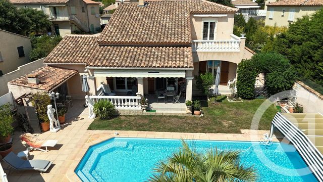 Maison à vendre - 4 pièces - 121 m2 - Marseille - 13013 - PROVENCE-ALPES-COTE-D-AZUR