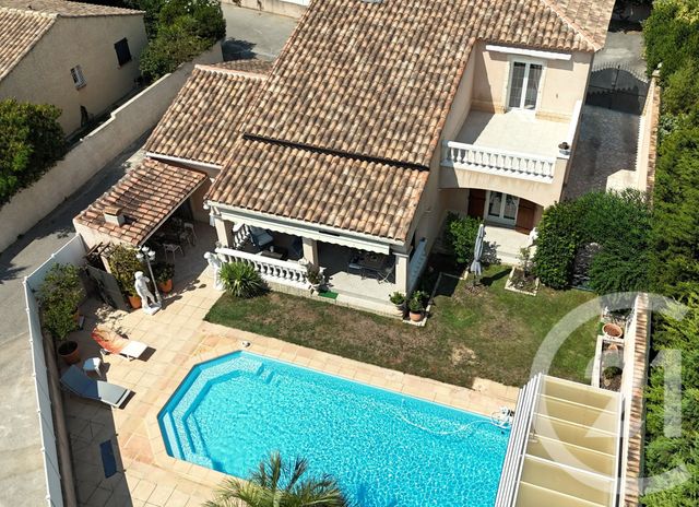 Maison à vendre - 4 pièces - 121 m2 - Marseille - 13013 - PROVENCE-ALPES-COTE-D-AZUR