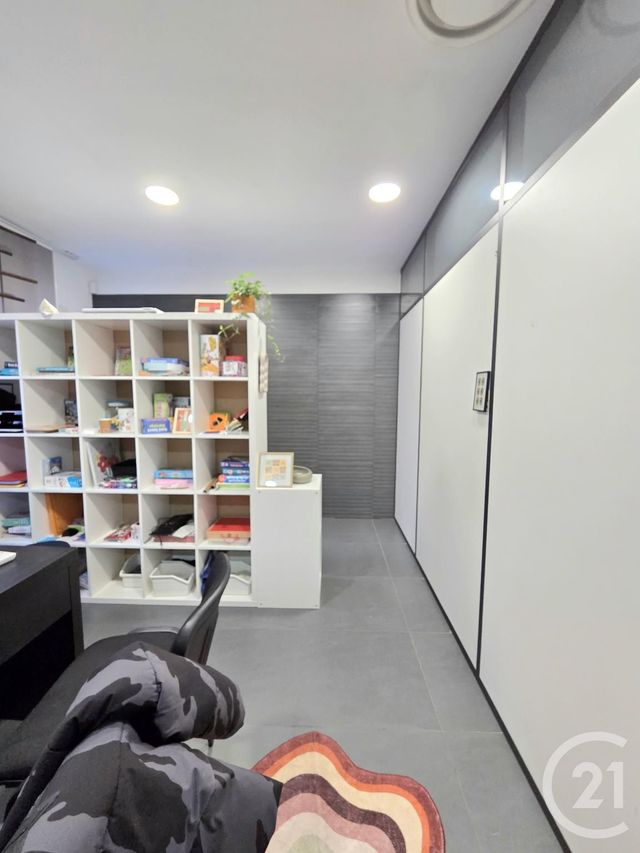 Appartement &agrave; vendre - 6 pi&egrave;ces - 142 m2 - Marseille - 13006 - PROVENCE-ALPES-COTE-D-AZUR