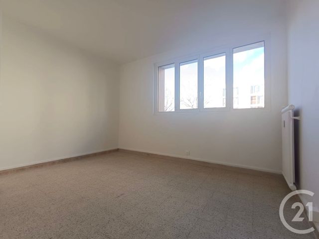 Appartement F4 &agrave; louer - 4 pi&egrave;ces - 68,56 m2 - Allauch - 13 - PROVENCE-ALPES-COTE-D-AZUR