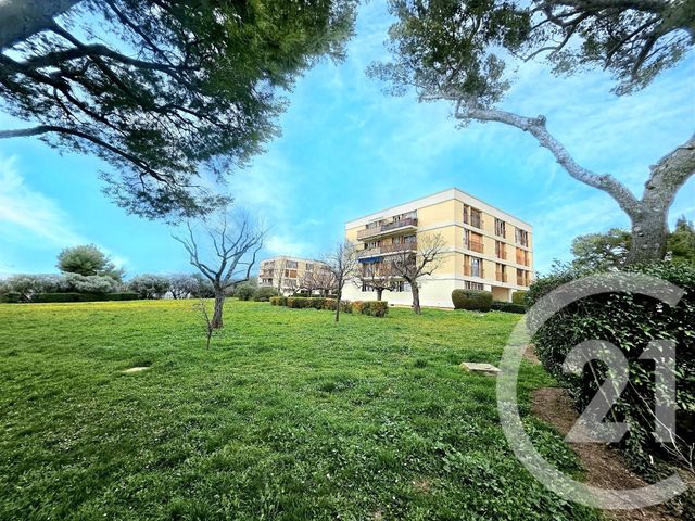 Appartement F4 &agrave; louer - 4 pi&egrave;ces - 68,56 m2 - Allauch - 13 - PROVENCE-ALPES-COTE-D-AZUR