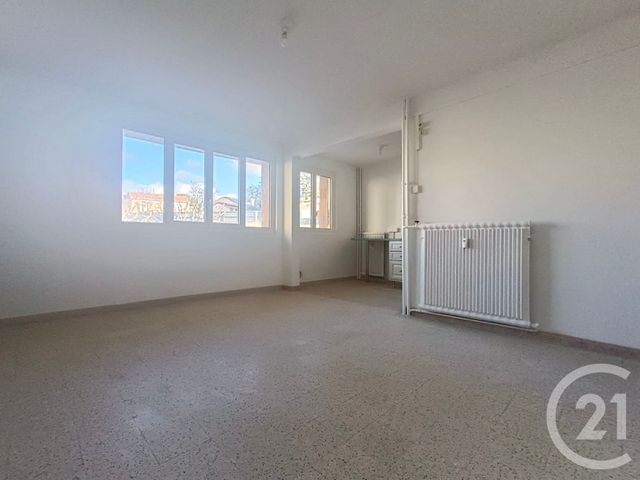 Appartement F4 &agrave; louer - 4 pi&egrave;ces - 68,56 m2 - Allauch - 13 - PROVENCE-ALPES-COTE-D-AZUR