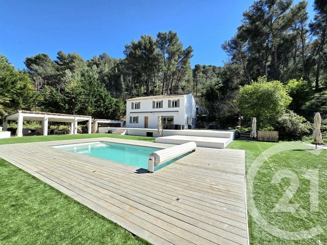 Maison &agrave; louer - 5 pi&egrave;ces - 178 m2 - Allauch - 13 - PROVENCE-ALPES-COTE-D-AZUR