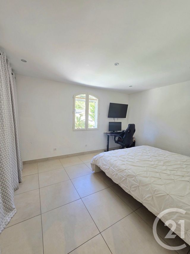 Maison &agrave; louer - 5 pi&egrave;ces - 178 m2 - Allauch - 13 - PROVENCE-ALPES-COTE-D-AZUR