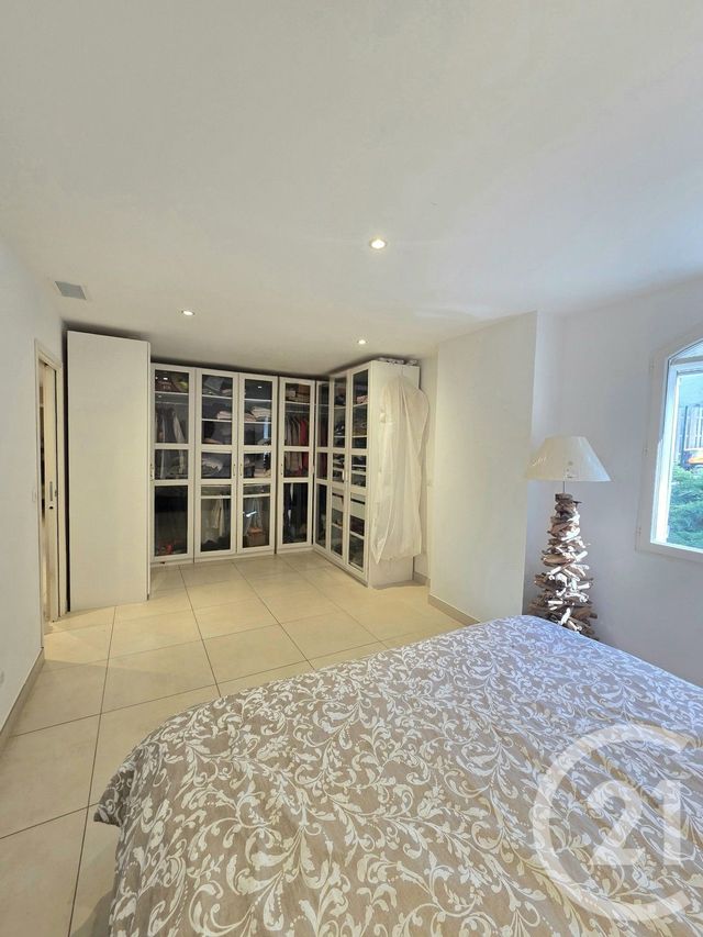 Maison &agrave; louer - 5 pi&egrave;ces - 178 m2 - Allauch - 13 - PROVENCE-ALPES-COTE-D-AZUR