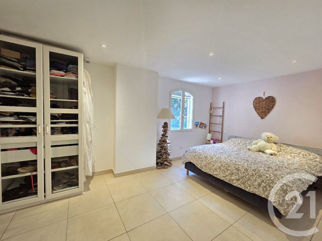 Maison &agrave; louer - 5 pi&egrave;ces - 178 m2 - Allauch - 13 - PROVENCE-ALPES-COTE-D-AZUR