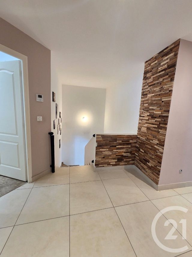 Maison &agrave; louer - 5 pi&egrave;ces - 178 m2 - Allauch - 13 - PROVENCE-ALPES-COTE-D-AZUR