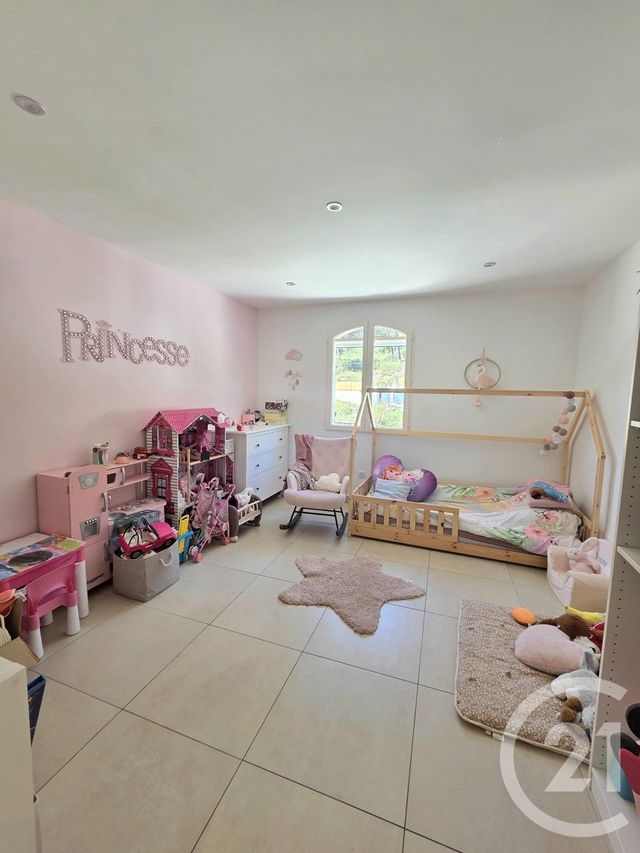 Maison &agrave; louer - 5 pi&egrave;ces - 178 m2 - Allauch - 13 - PROVENCE-ALPES-COTE-D-AZUR