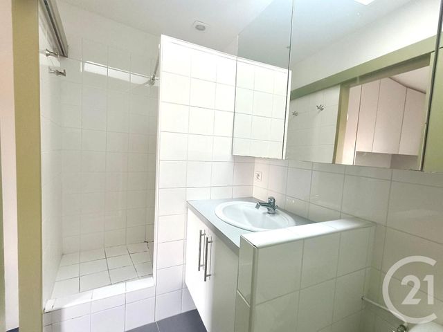 Appartement F2 &agrave; louer - 2 pi&egrave;ces - 24,87 m2 - Allauch - 13 - PROVENCE-ALPES-COTE-D-AZUR