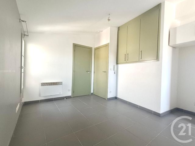 Appartement F2 &agrave; louer - 2 pi&egrave;ces - 24,87 m2 - Allauch - 13 - PROVENCE-ALPES-COTE-D-AZUR