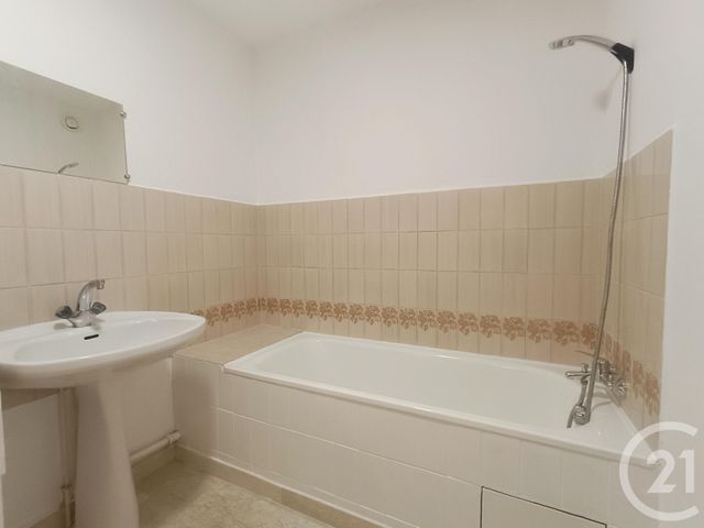 Appartement T2 &agrave; louer - 2 pi&egrave;ces - 55,98 m2 - Marseille - 13012 - PROVENCE-ALPES-COTE-D-AZUR