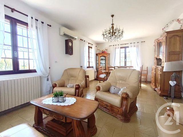Appartement T4 &agrave; louer - 4 pi&egrave;ces - 85,02 m2 - Allauch - 13 - PROVENCE-ALPES-COTE-D-AZUR