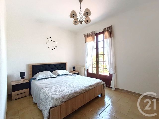 Appartement T4 &agrave; louer - 4 pi&egrave;ces - 85,02 m2 - Allauch - 13 - PROVENCE-ALPES-COTE-D-AZUR