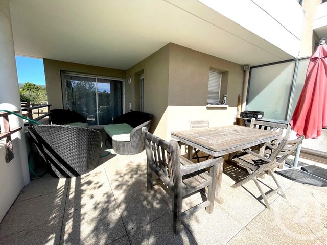Appartement T3 &agrave; louer - 3 pi&egrave;ces - 68,40 m2 - Marseille - 13013 - PROVENCE-ALPES-COTE-D-AZUR
