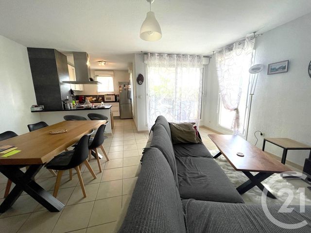 Appartement T3 &agrave; louer - 3 pi&egrave;ces - 68,40 m2 - Marseille - 13013 - PROVENCE-ALPES-COTE-D-AZUR