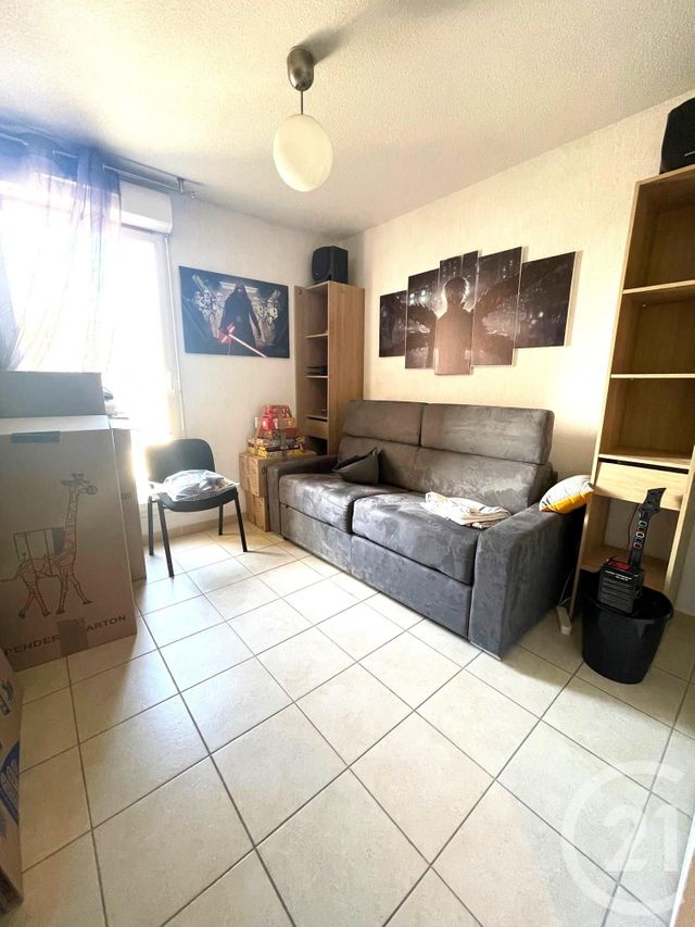 Appartement T3 &agrave; louer - 3 pi&egrave;ces - 68,40 m2 - Marseille - 13013 - PROVENCE-ALPES-COTE-D-AZUR
